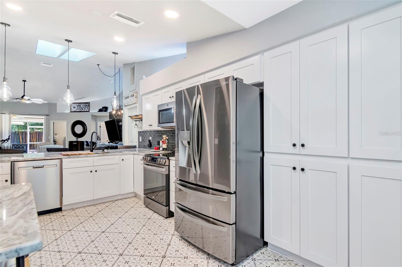 BROOKFIELD - Residential