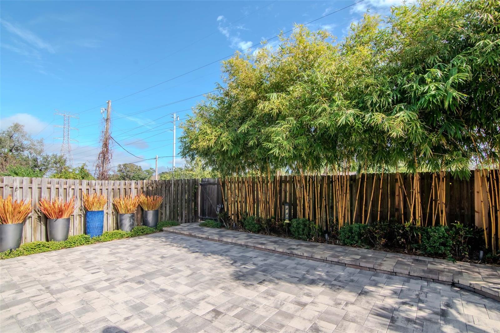 BROOKFIELD - Residential