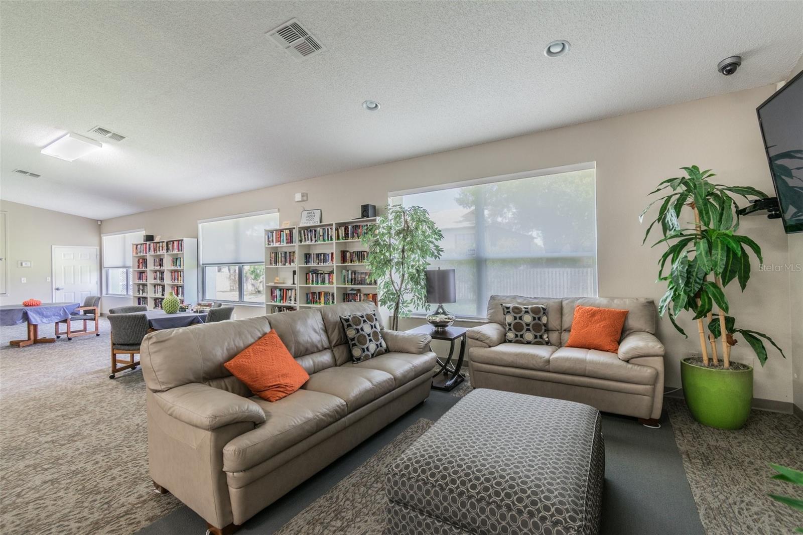 BROOKFIELD - Residential