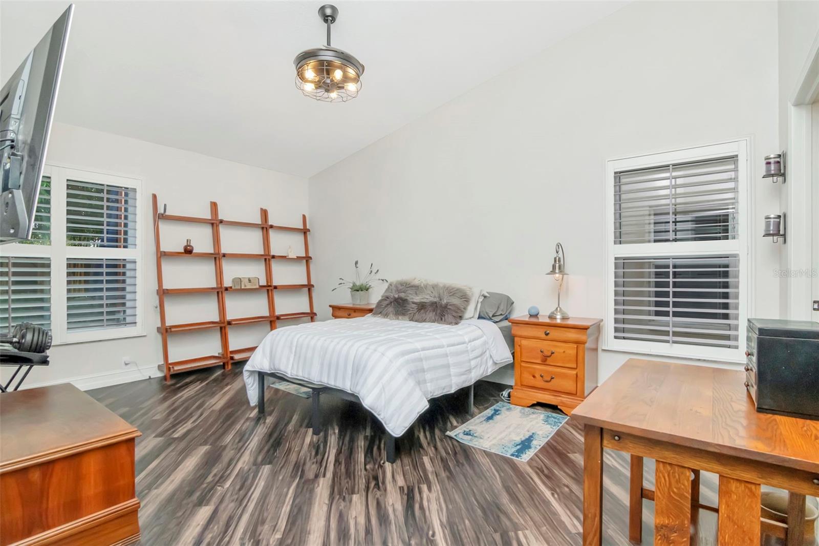 BROOKFIELD - Residential