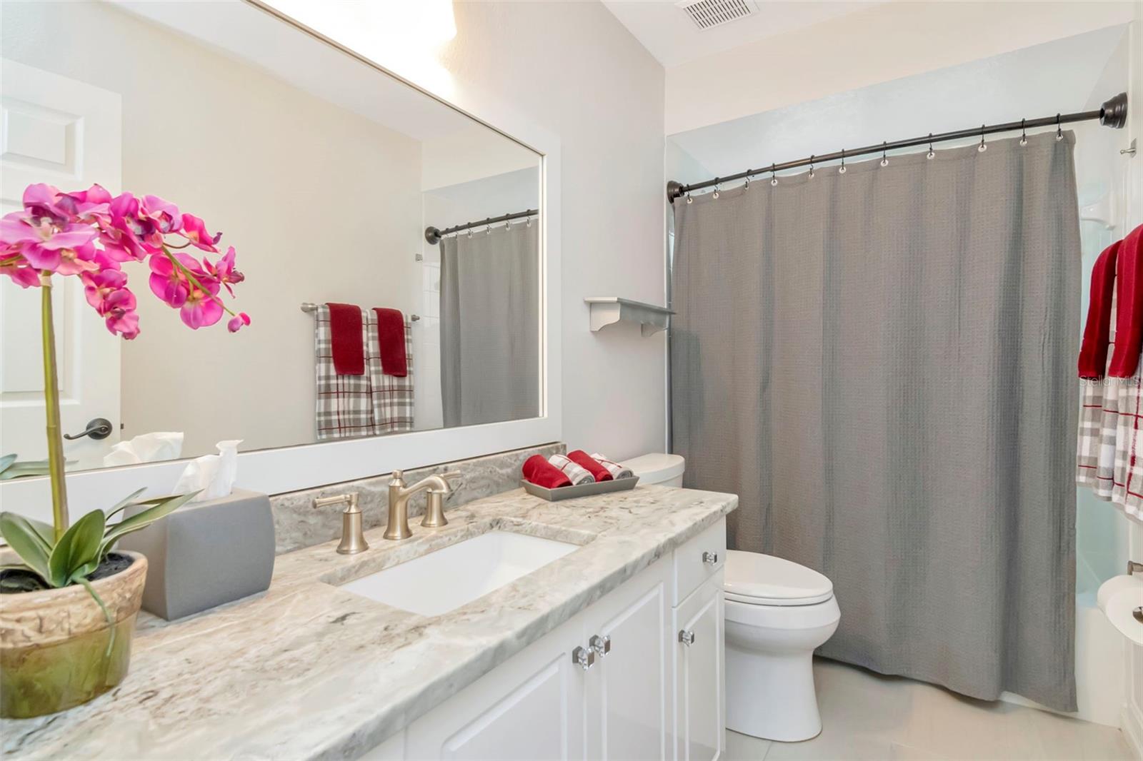 BROOKFIELD - Residential