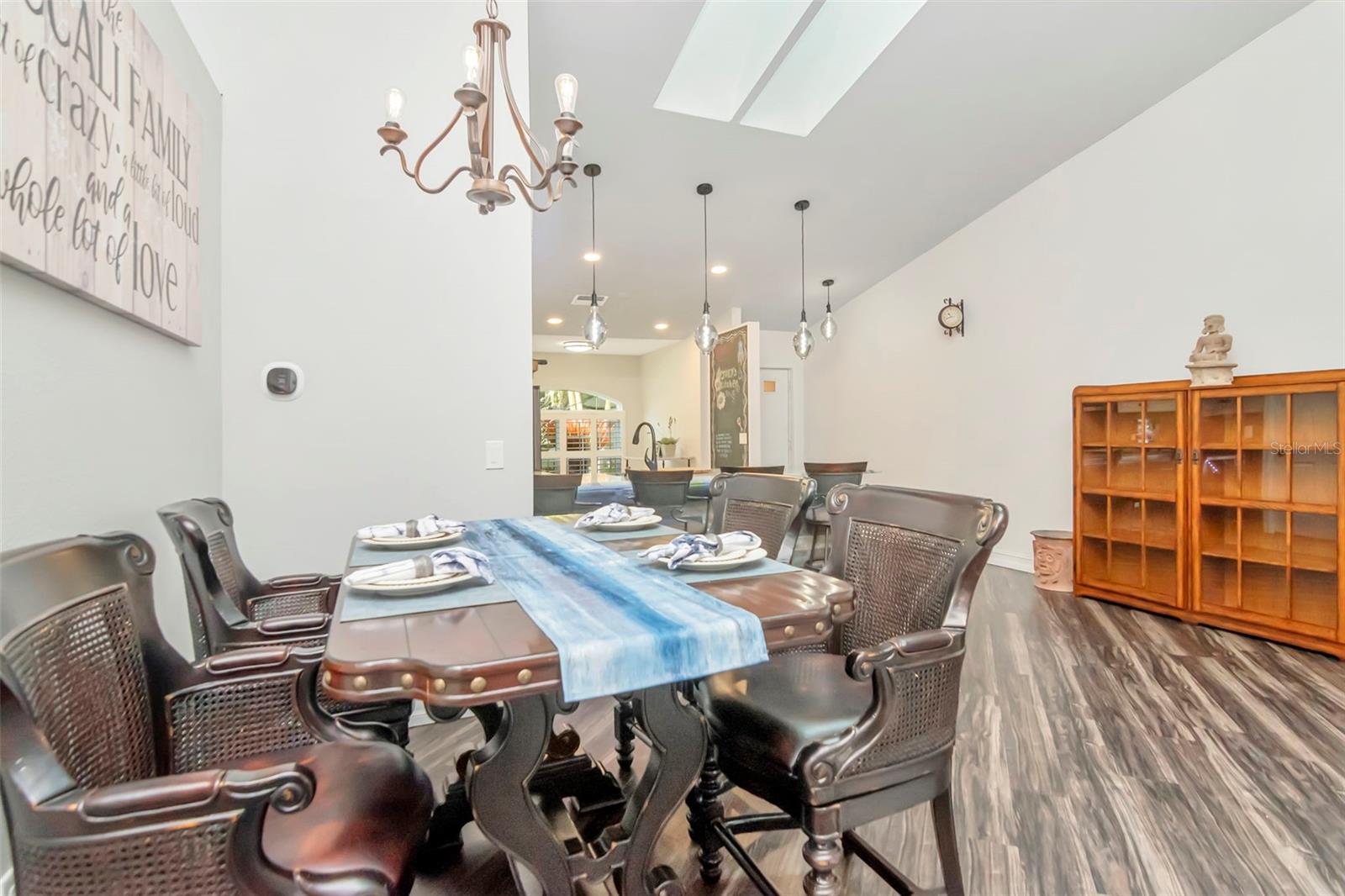 BROOKFIELD - Residential