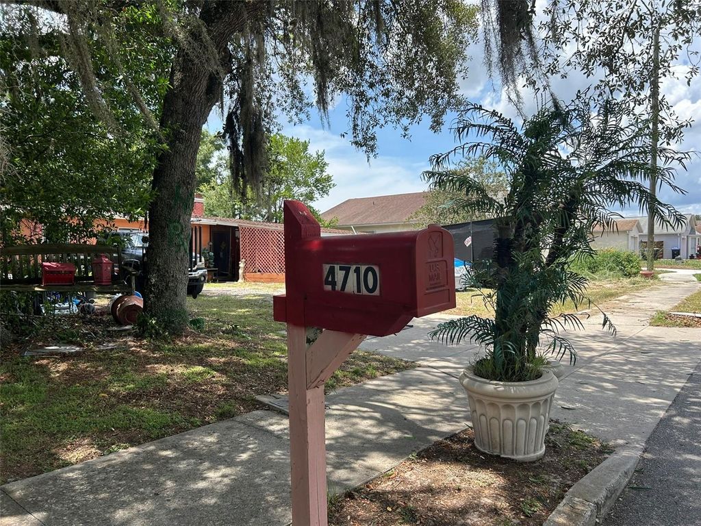 Photo of 4710 Robbins Avenue, Orlando, FL 32808 (MLS # A4699433)