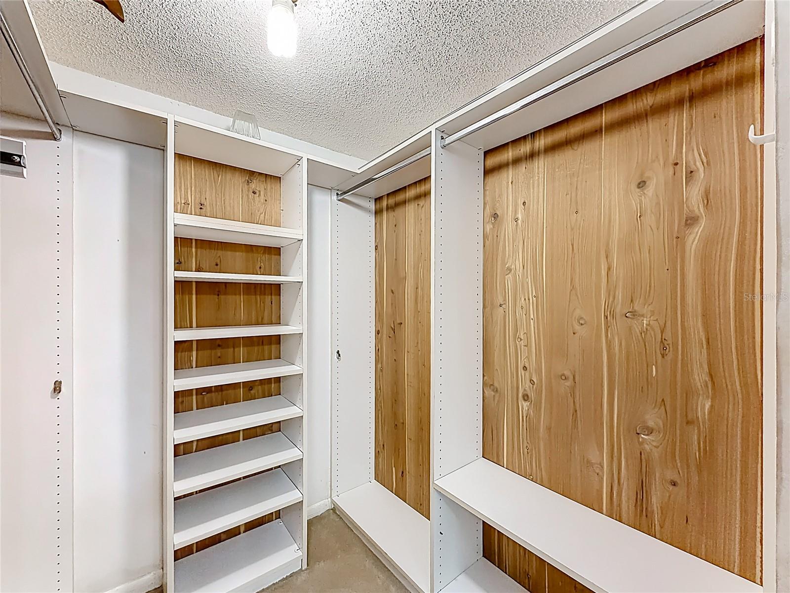 CASA DEL MAR CONDO III - Residential