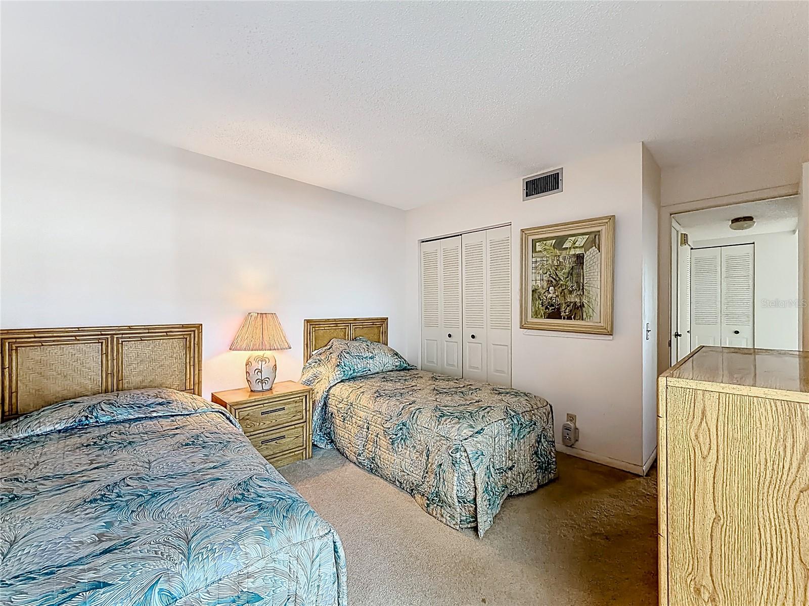 CASA DEL MAR CONDO III - Residential