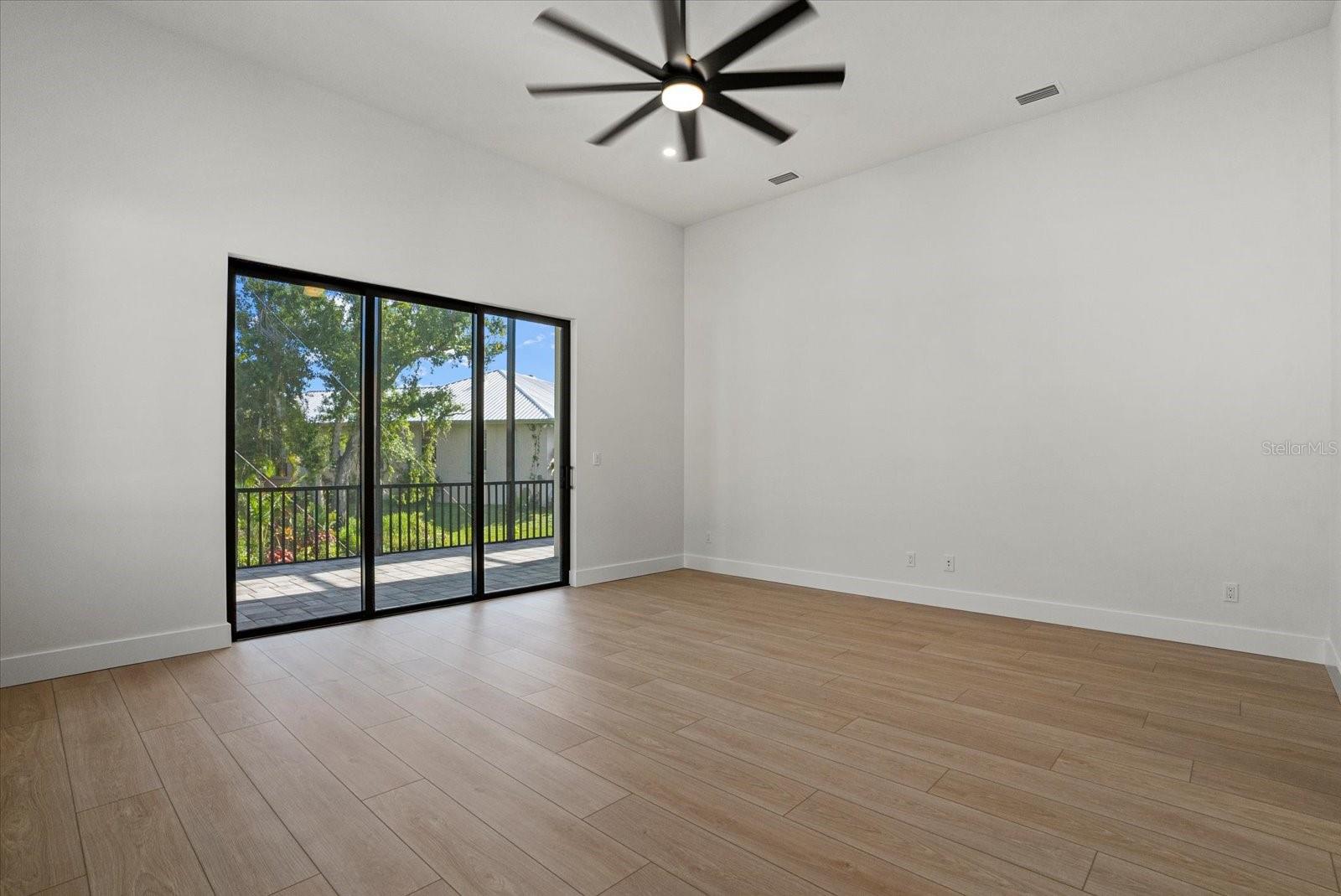 LAUREL LANDINGS ESTATES - Residential
