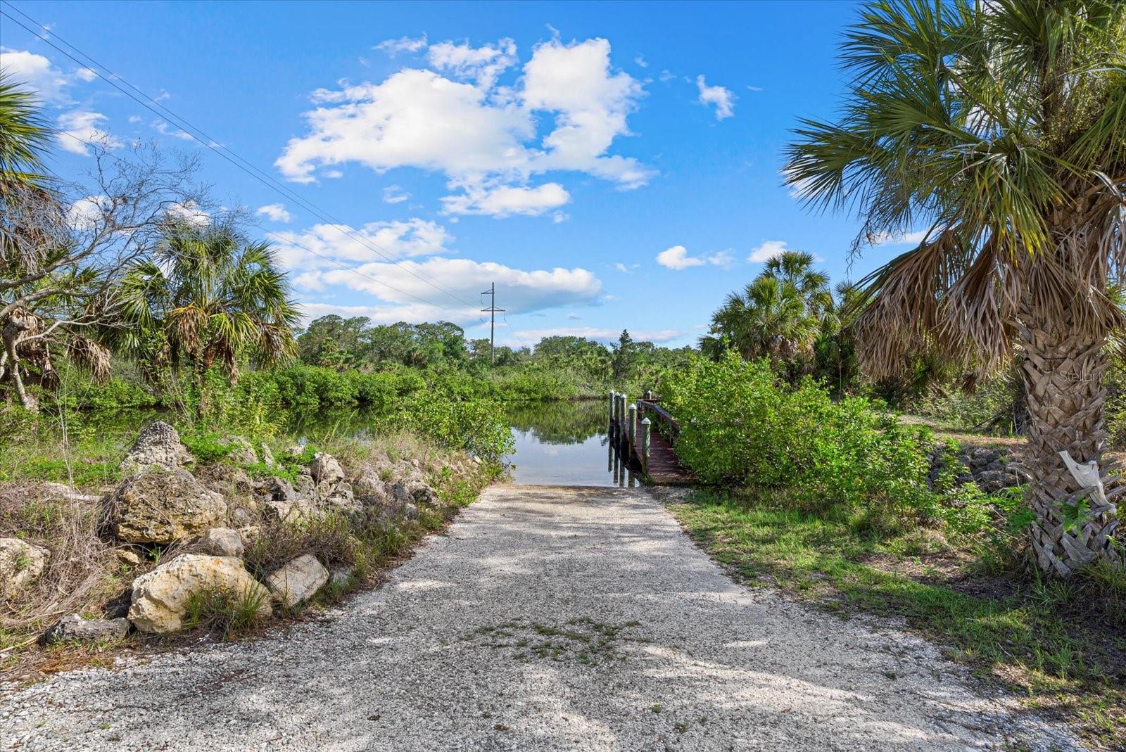 LAUREL LANDINGS ESTATES - Residential