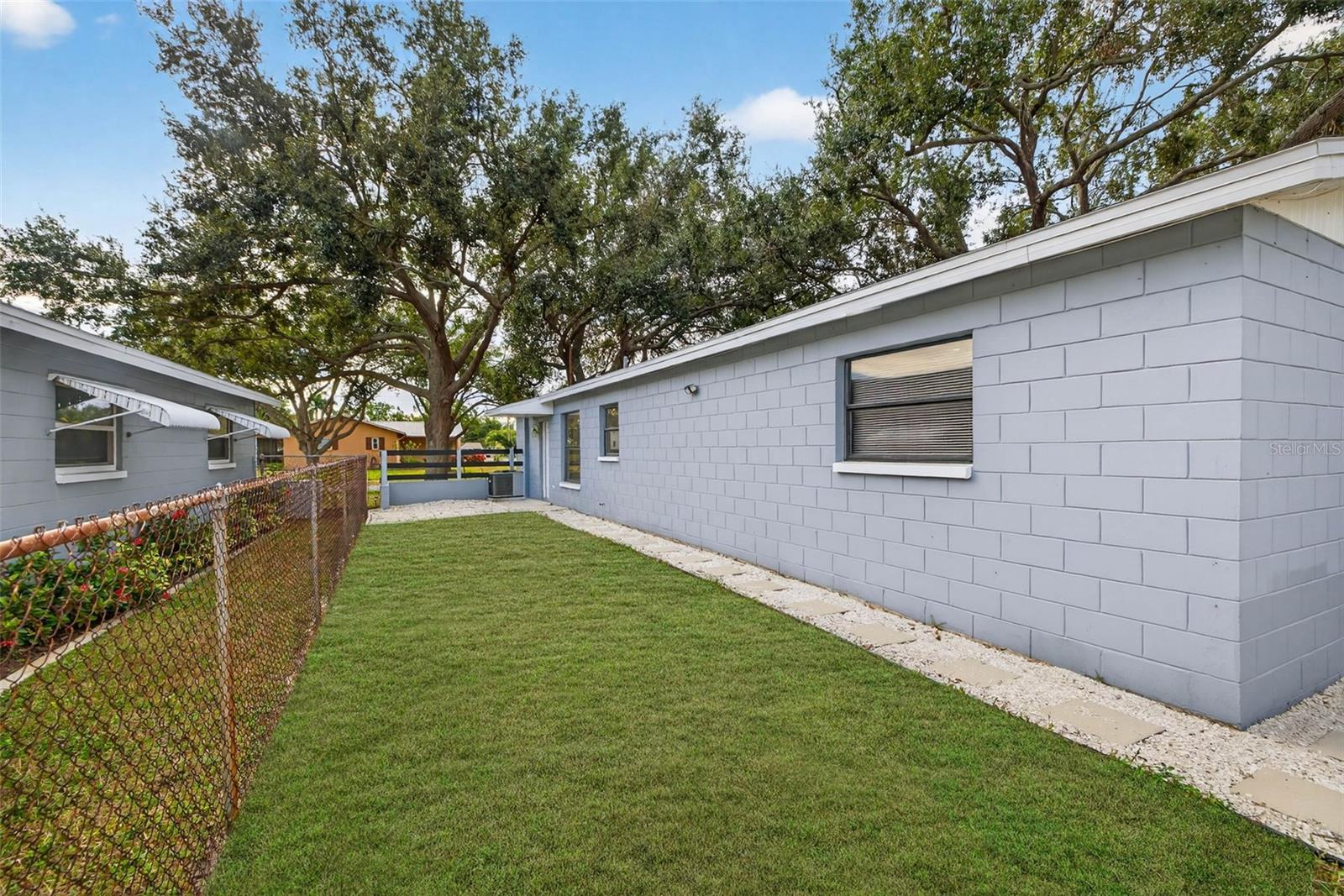 NORTH ST PETERSBURG - Residential Lease