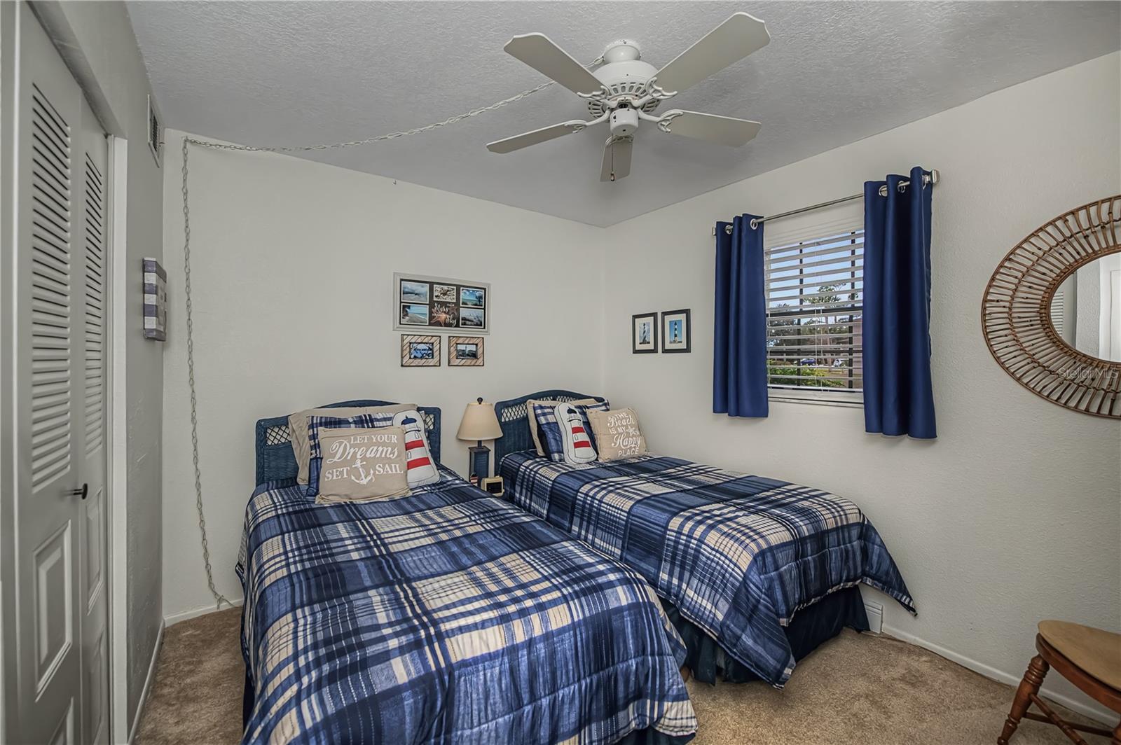 OAK FORREST - Residential