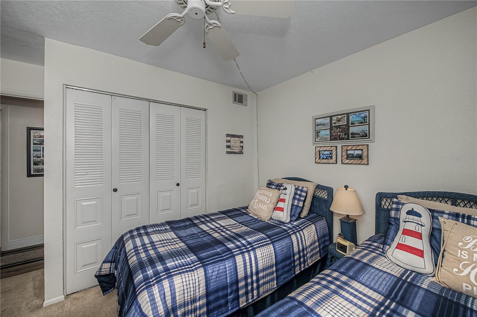 OAK FORREST - Residential