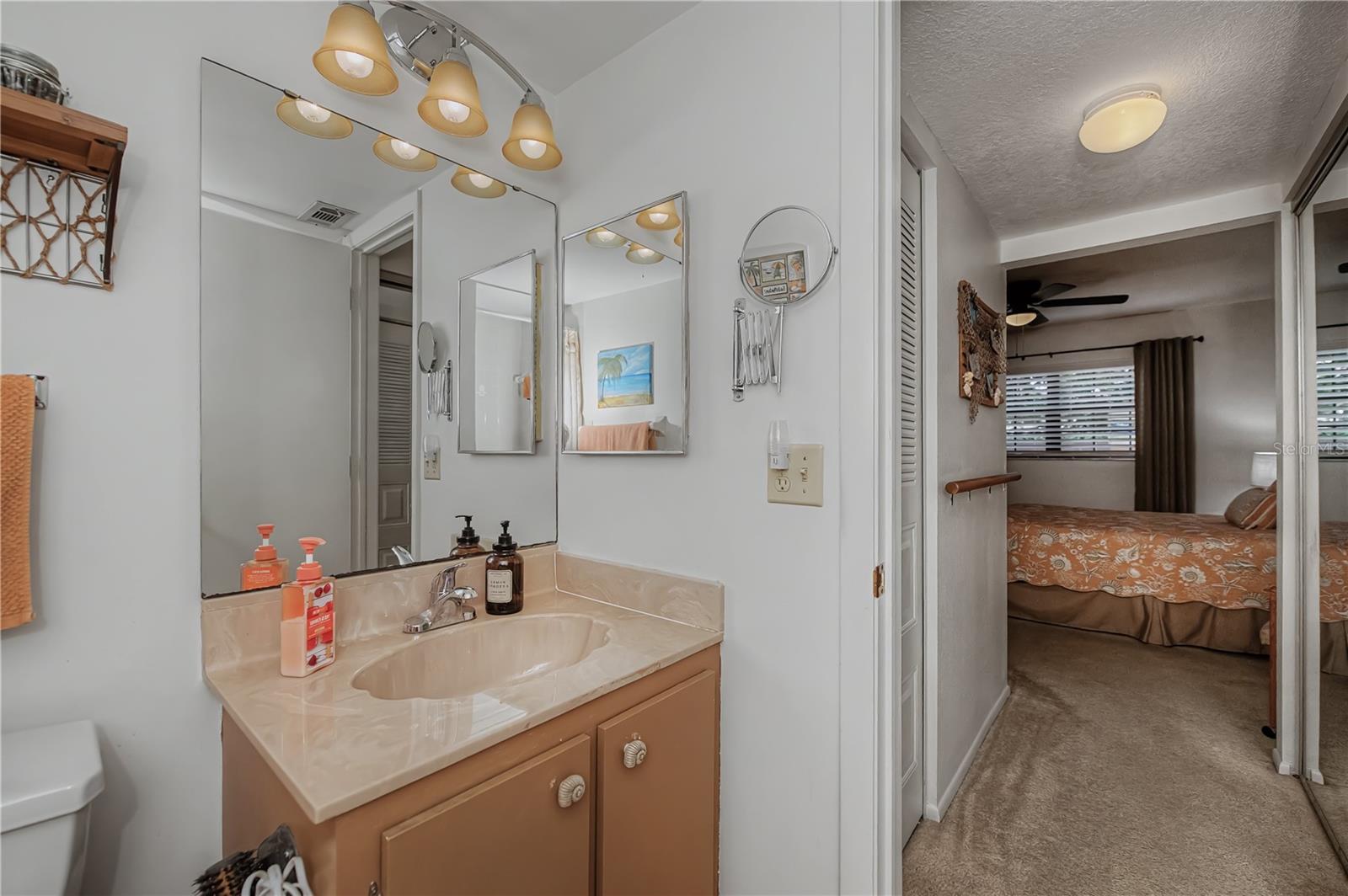 OAK FORREST - Residential