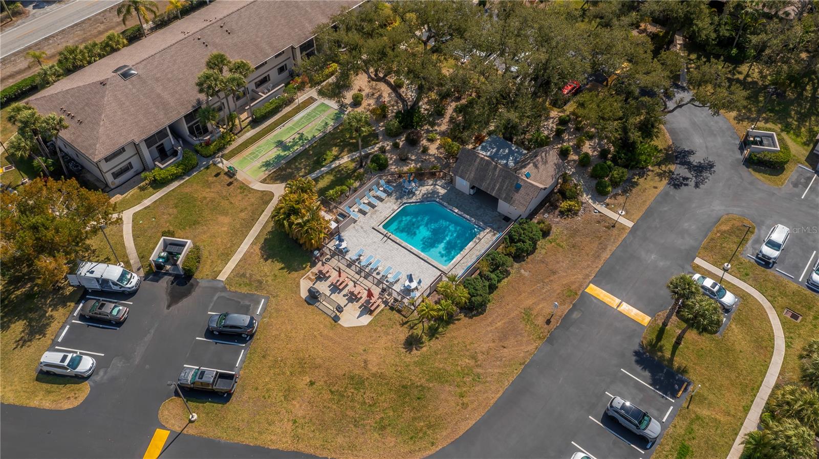 OAK FORREST - Residential