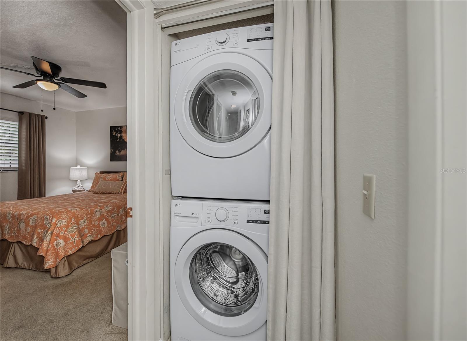 OAK FORREST - Residential