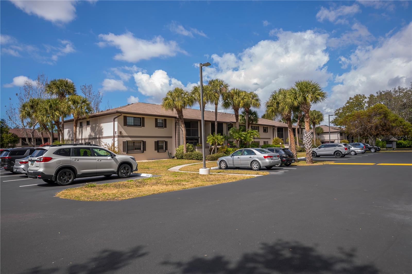 OAK FORREST - Residential