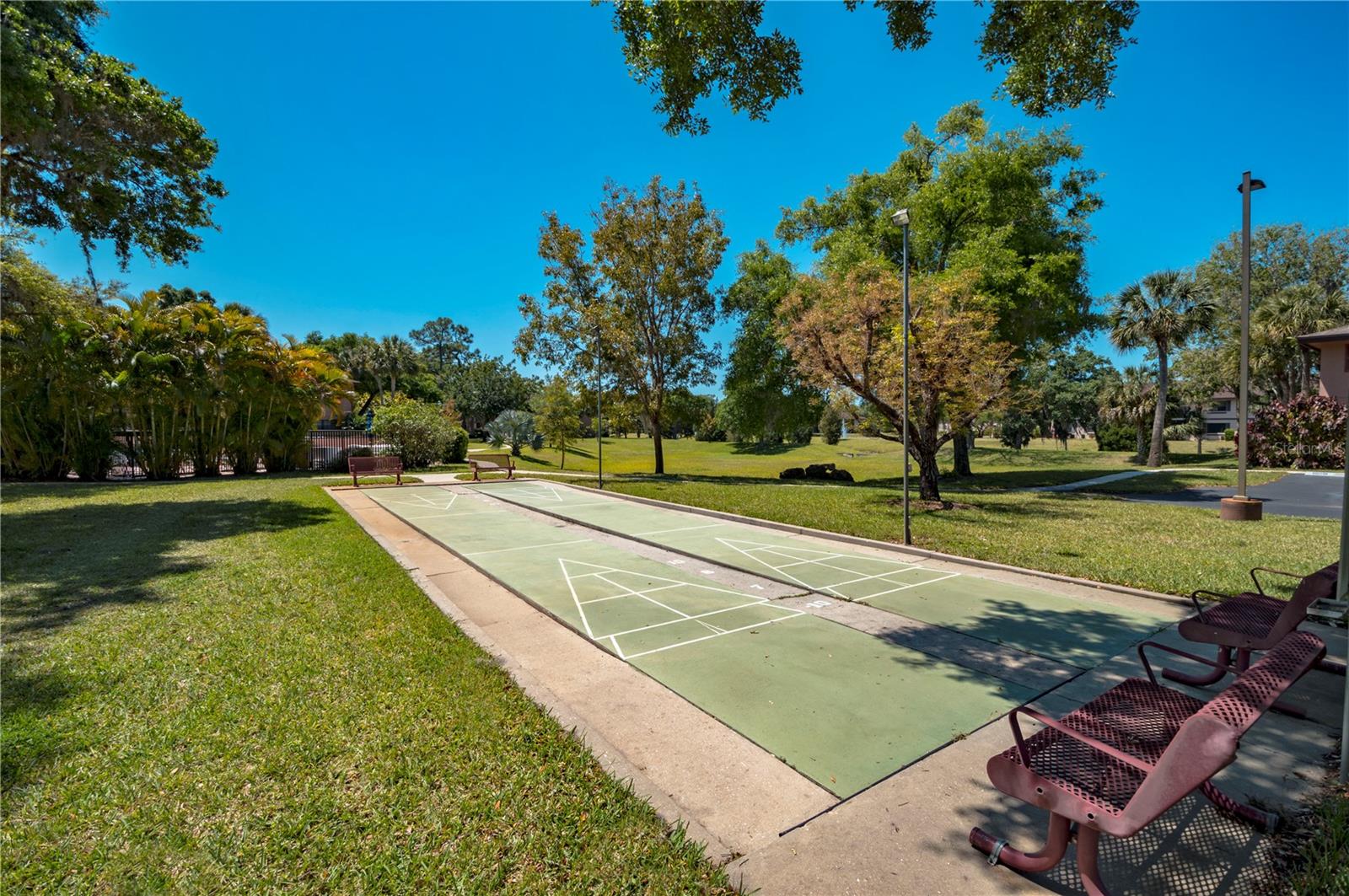 OAK FORREST - Residential