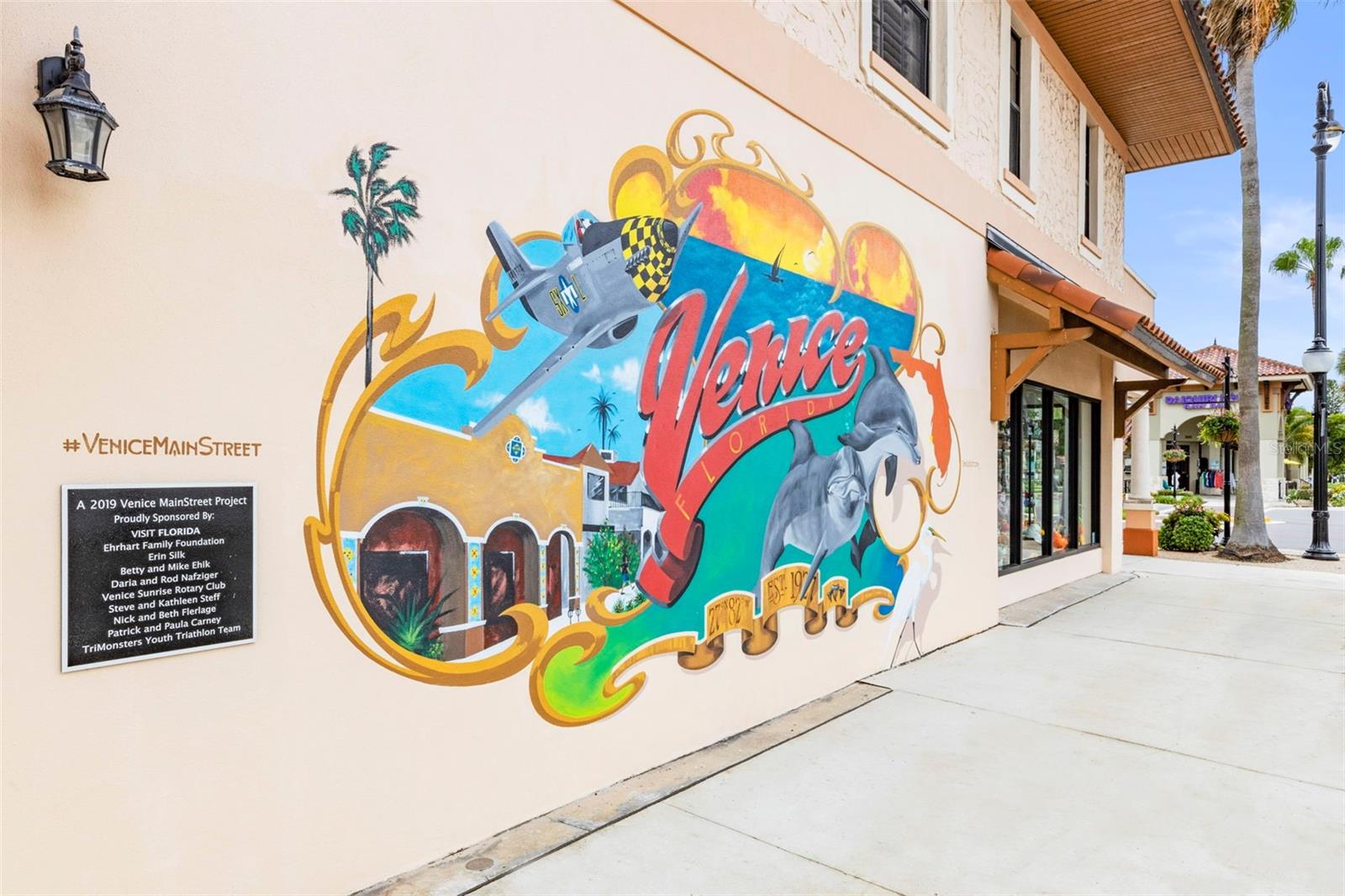 VENICE ISLAND NW OF DOWNTOWN W-622000 - Residential