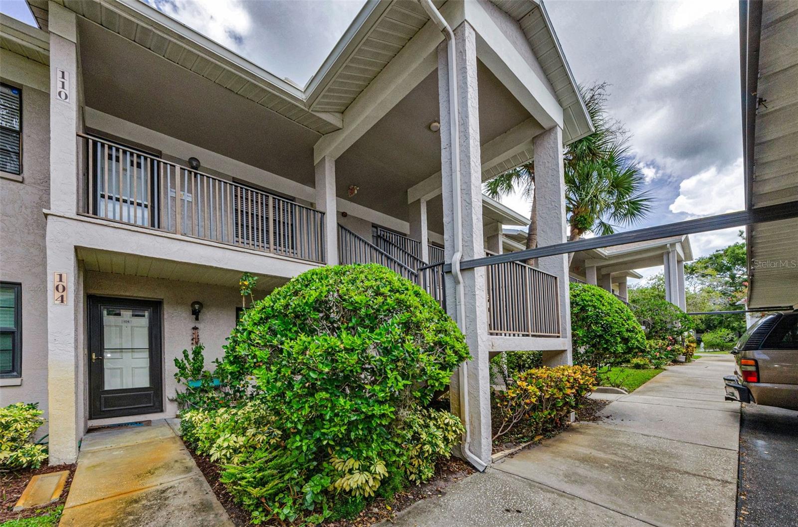 2119 ELM STREET 103