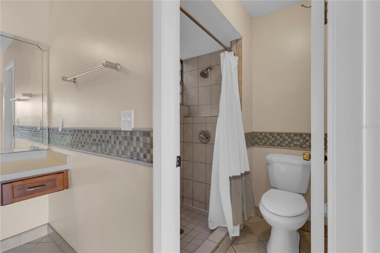 WESTLAKE MANOR UNIT 2B - Residential