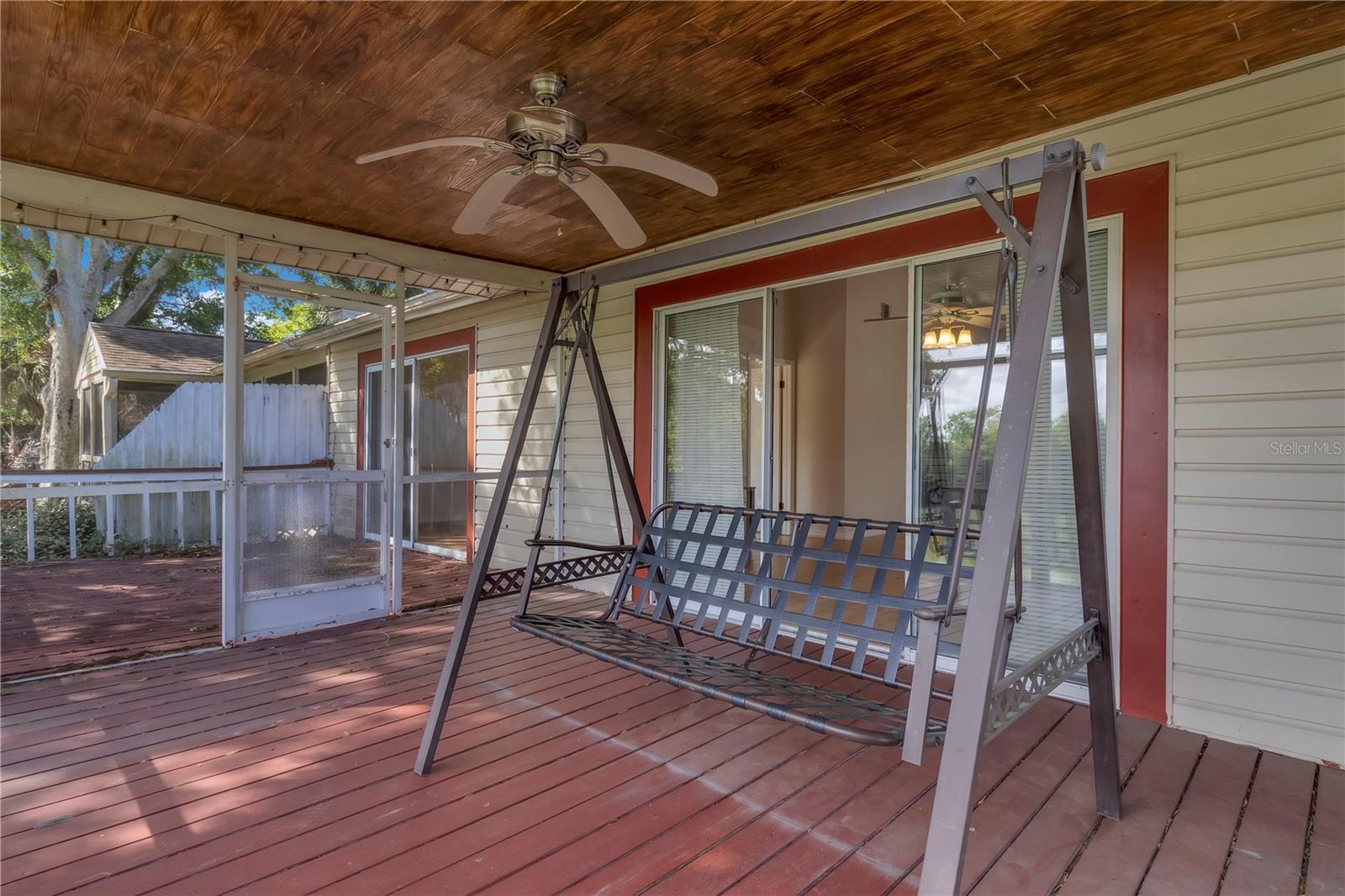 WESTLAKE MANOR UNIT 2B - Residential