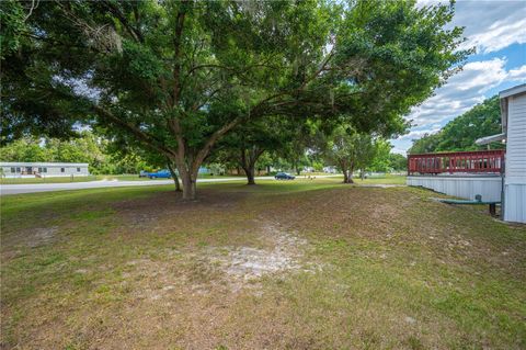 A home in LAKELAND