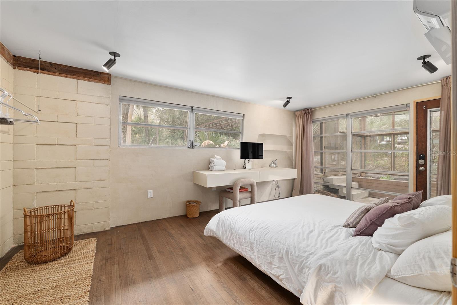 FLORIDA PARK - Residential