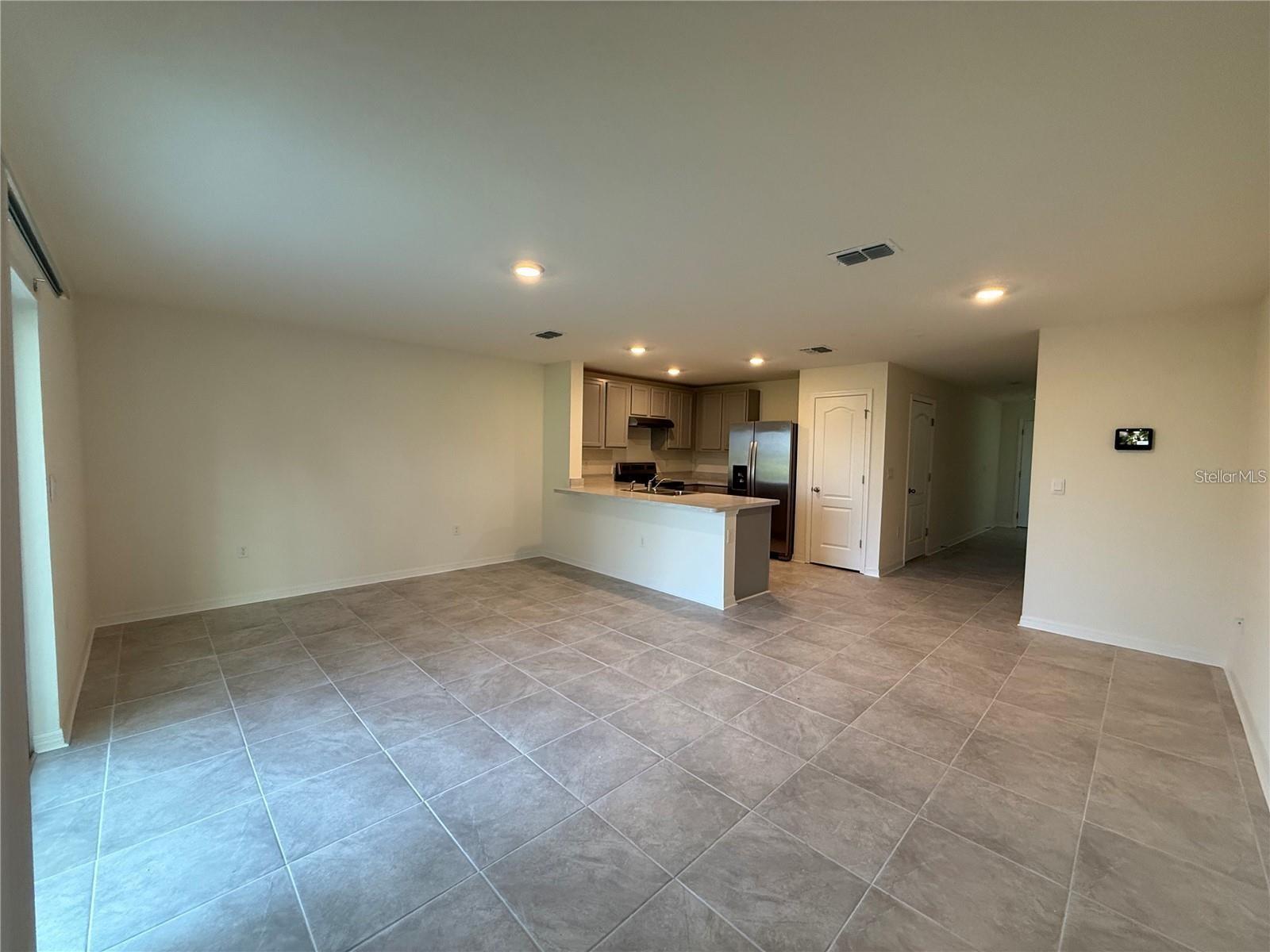 BUENA LAGO PH 1 & 2 - Residential Lease