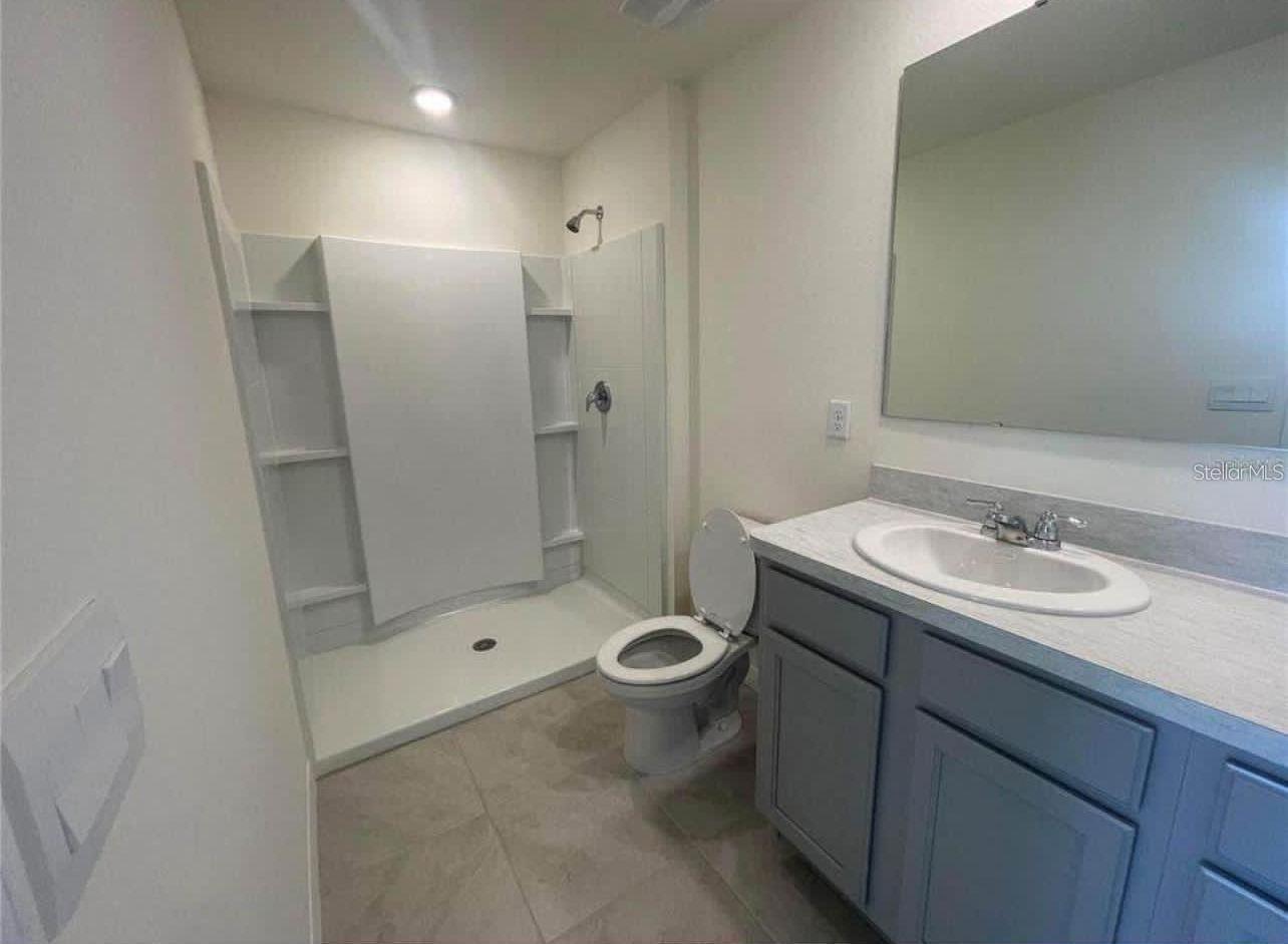 BUENA LAGO PH 1 & 2 - Residential Lease