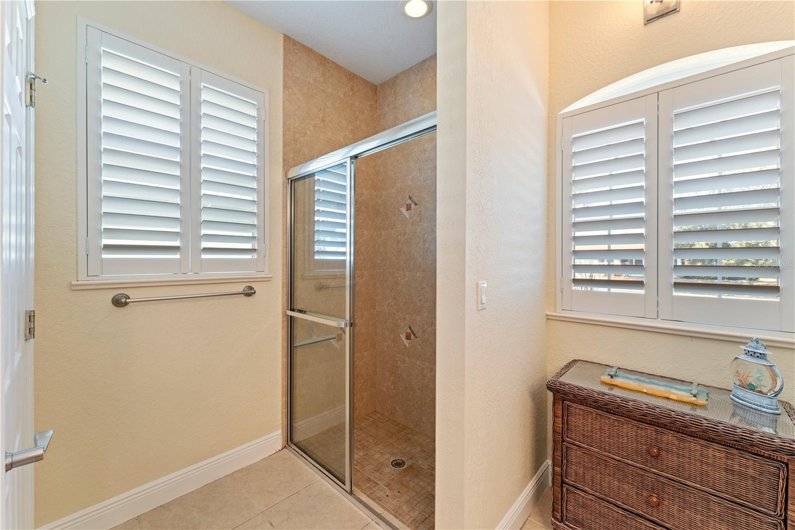 SUNSET POINTE ON - Residential