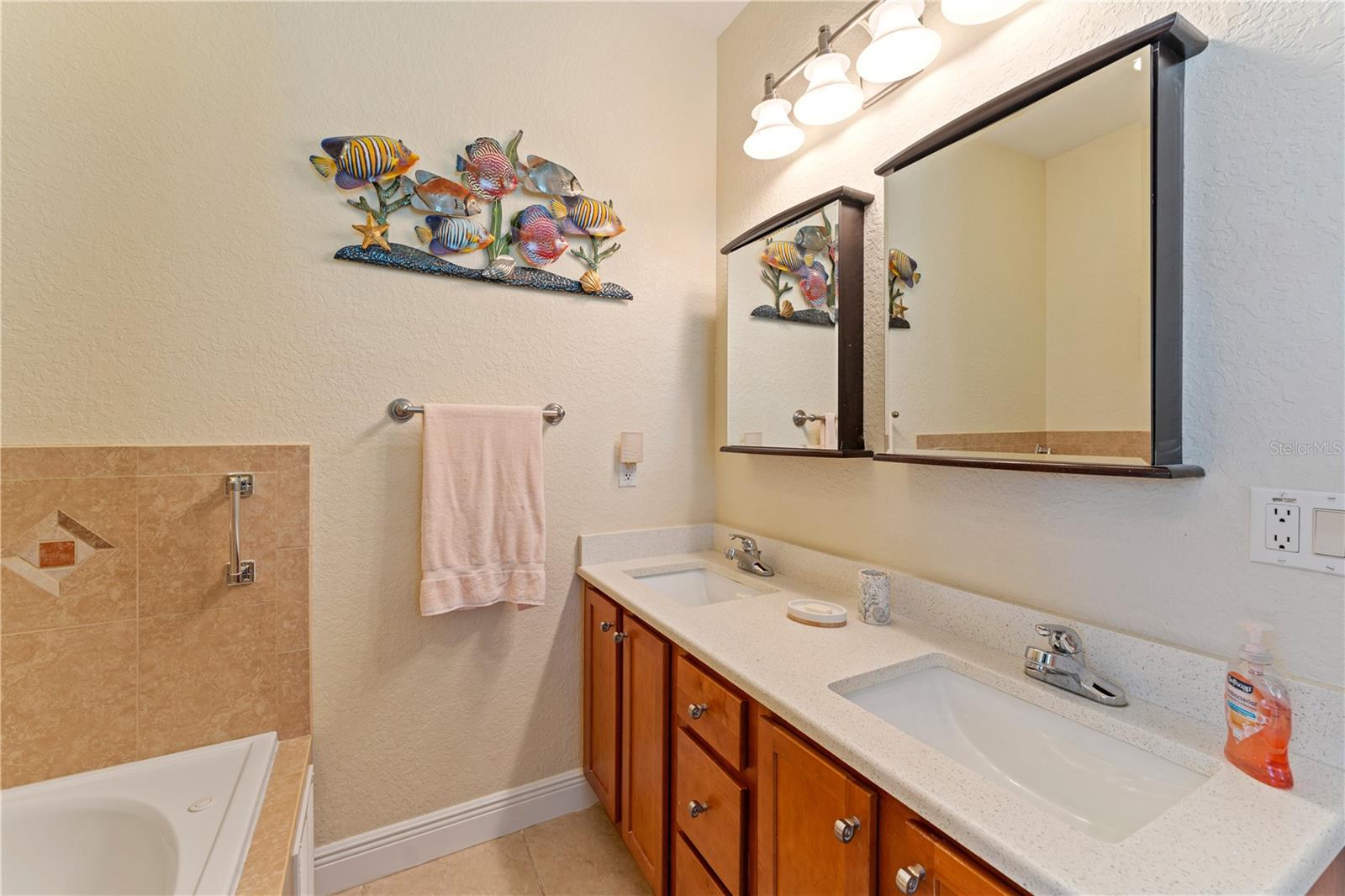 SUNSET POINTE ON - Residential