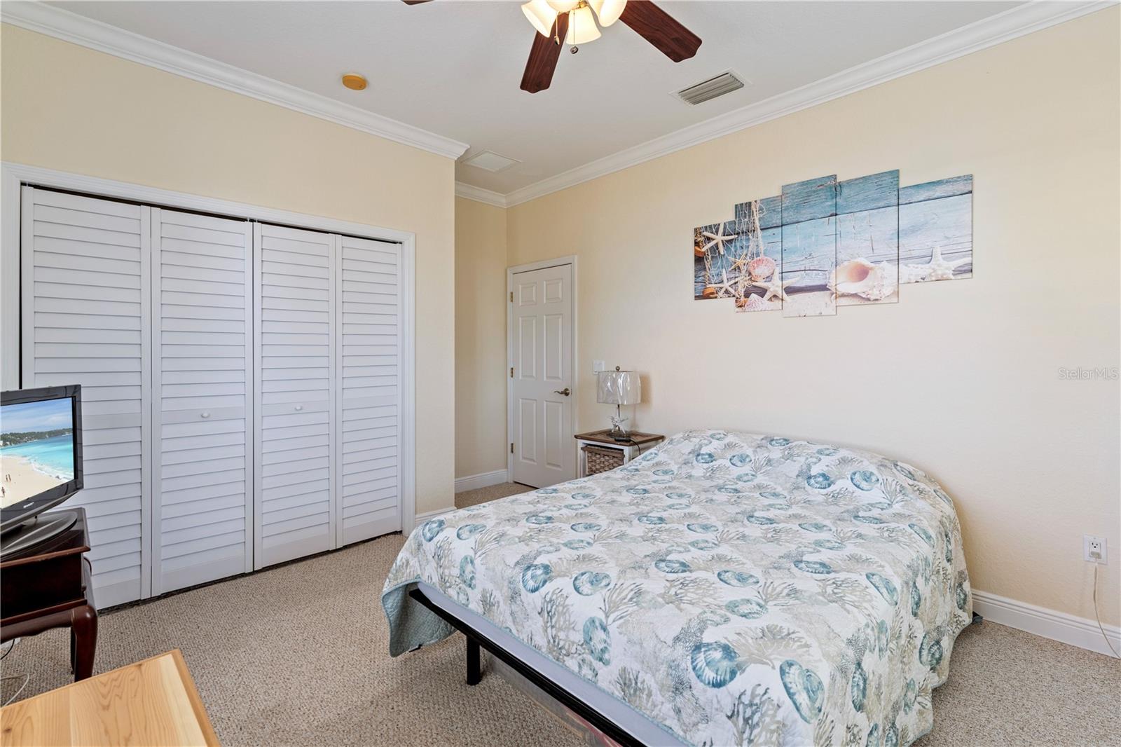 SUNSET POINTE ON - Residential