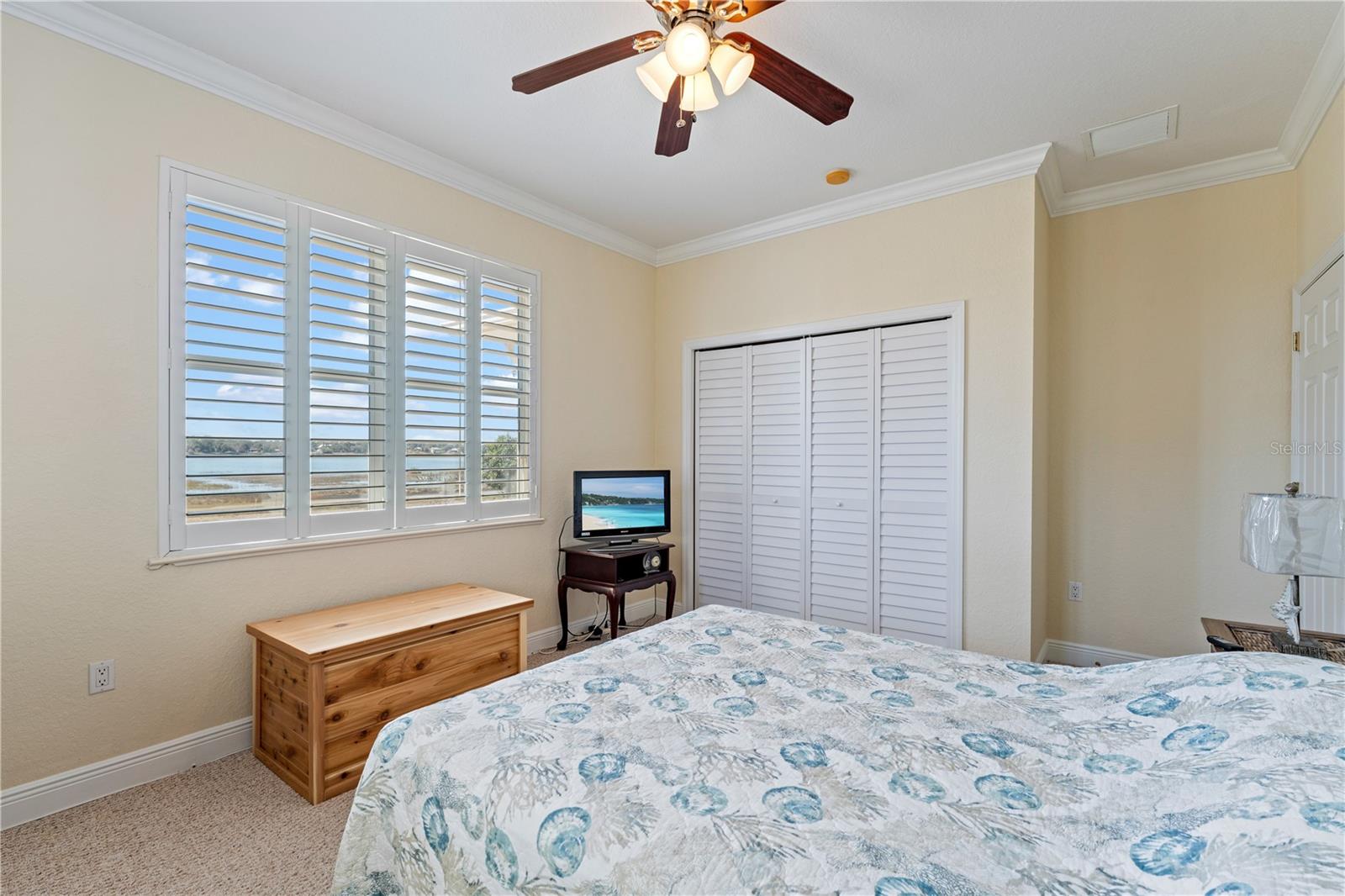 SUNSET POINTE ON - Residential