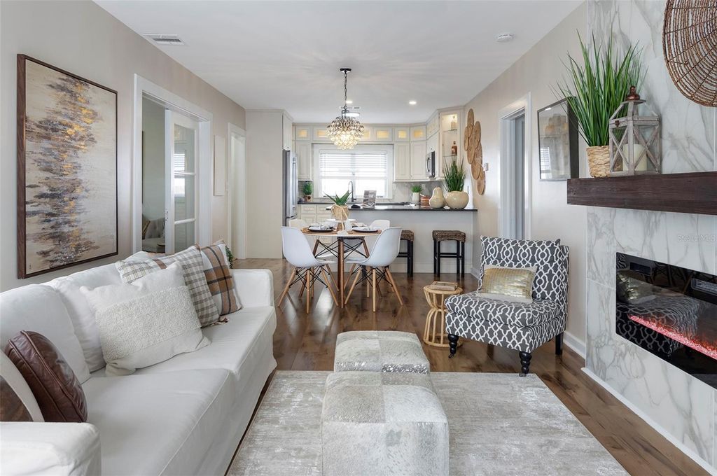 Photo of 701 38th Avenue N, St Petersburg, FL 33704 (MLS # TB8456616)