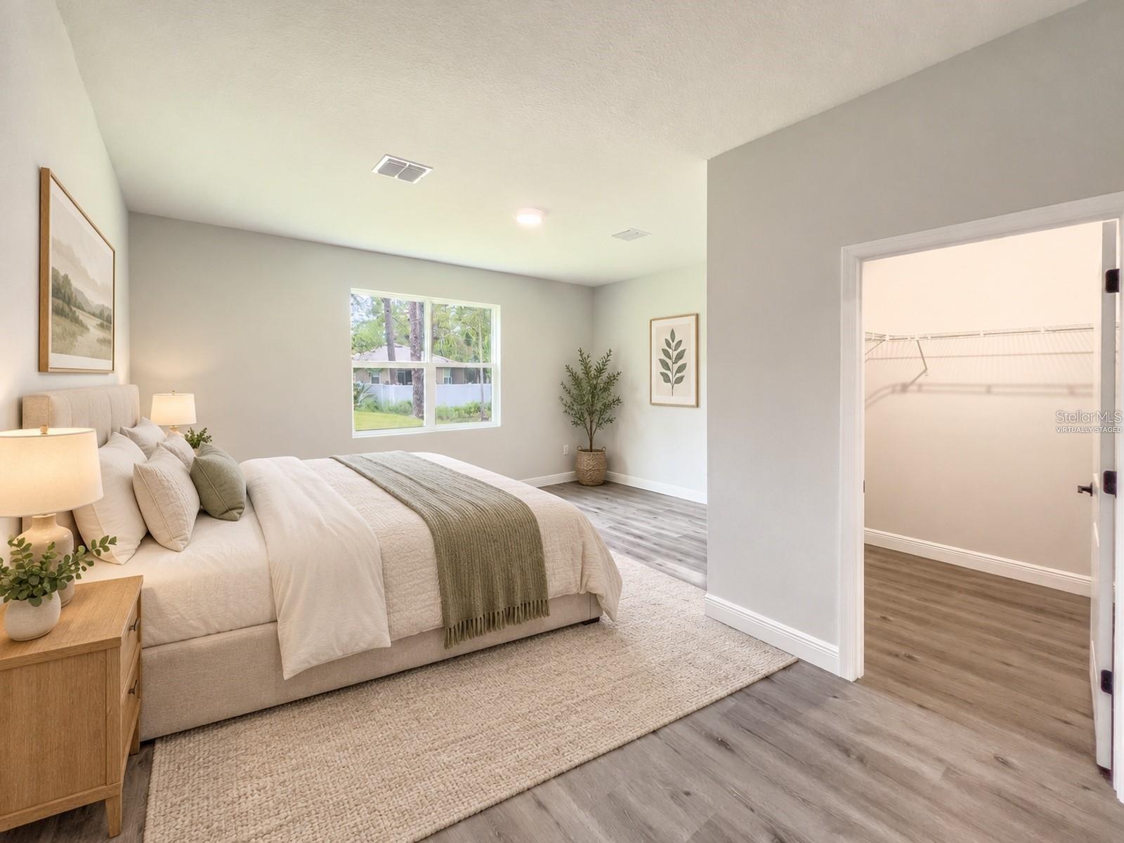 1580 EAST PARKWAY