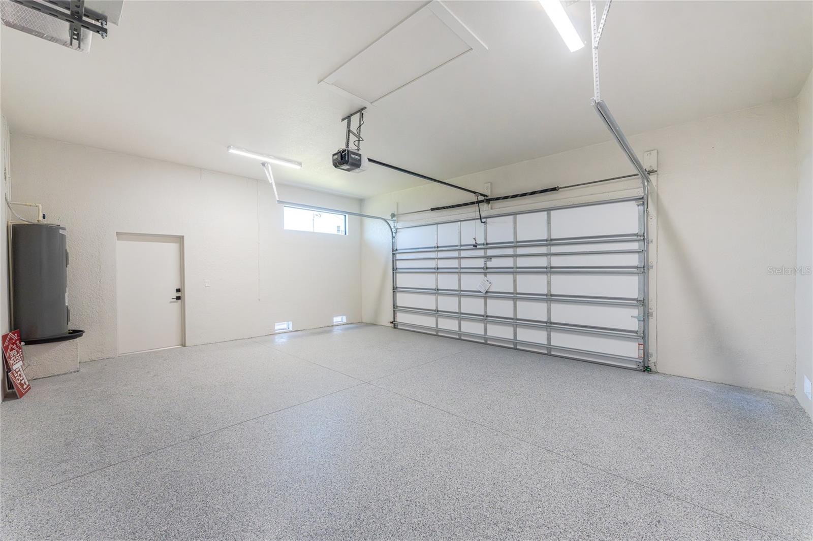 ROTONDA WEST PEBBLE BEACH - Residential