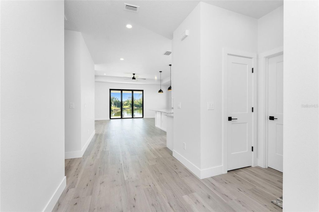 Photo of 27 Bunker Court, Rotonda West, FL 33947 (MLS # D6145506)