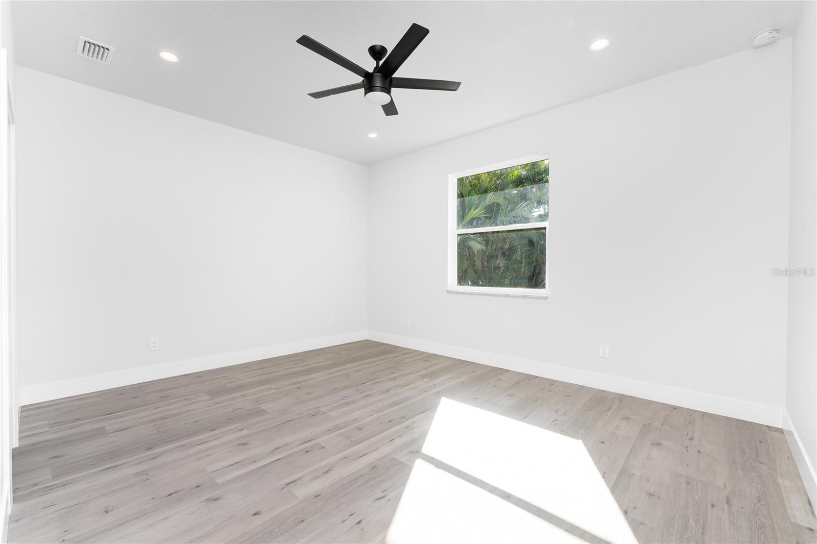 ROTONDA WEST PEBBLE BEACH - Residential