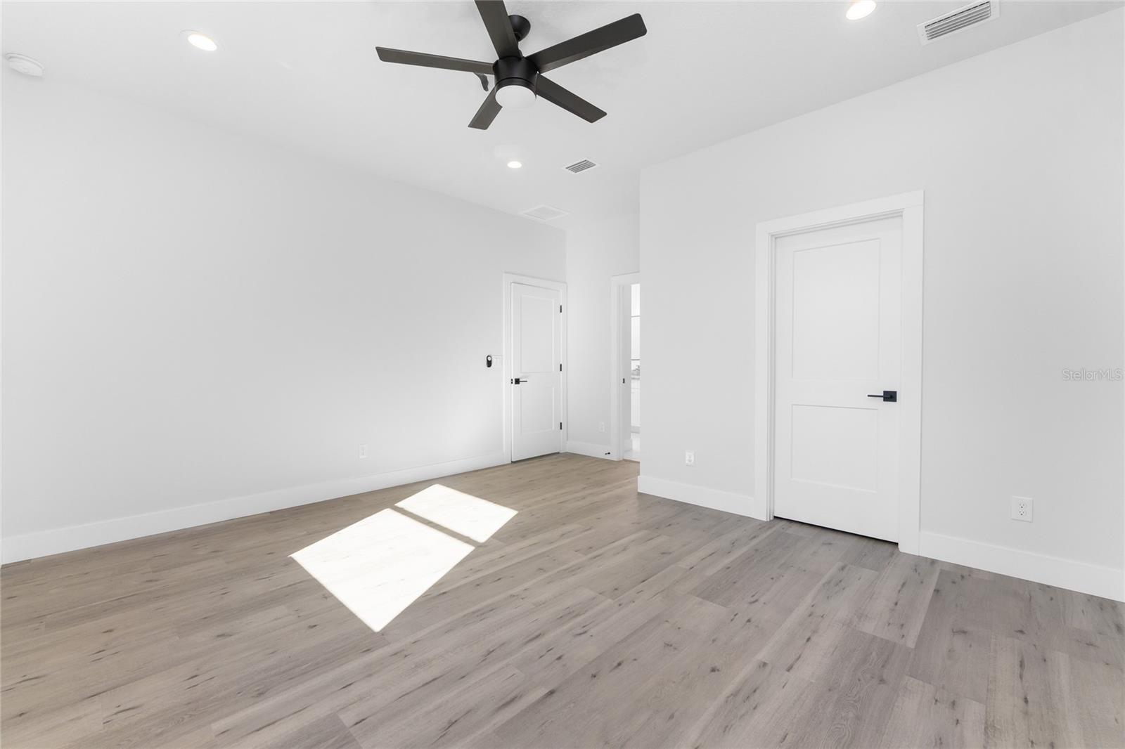 ROTONDA WEST PEBBLE BEACH - Residential