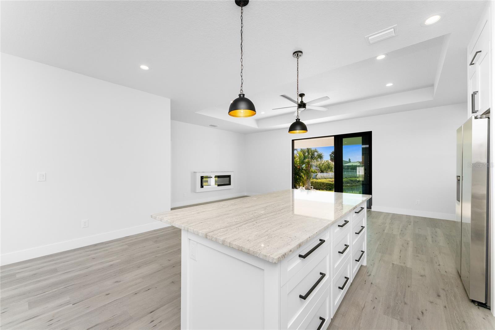 ROTONDA WEST PEBBLE BEACH - Residential