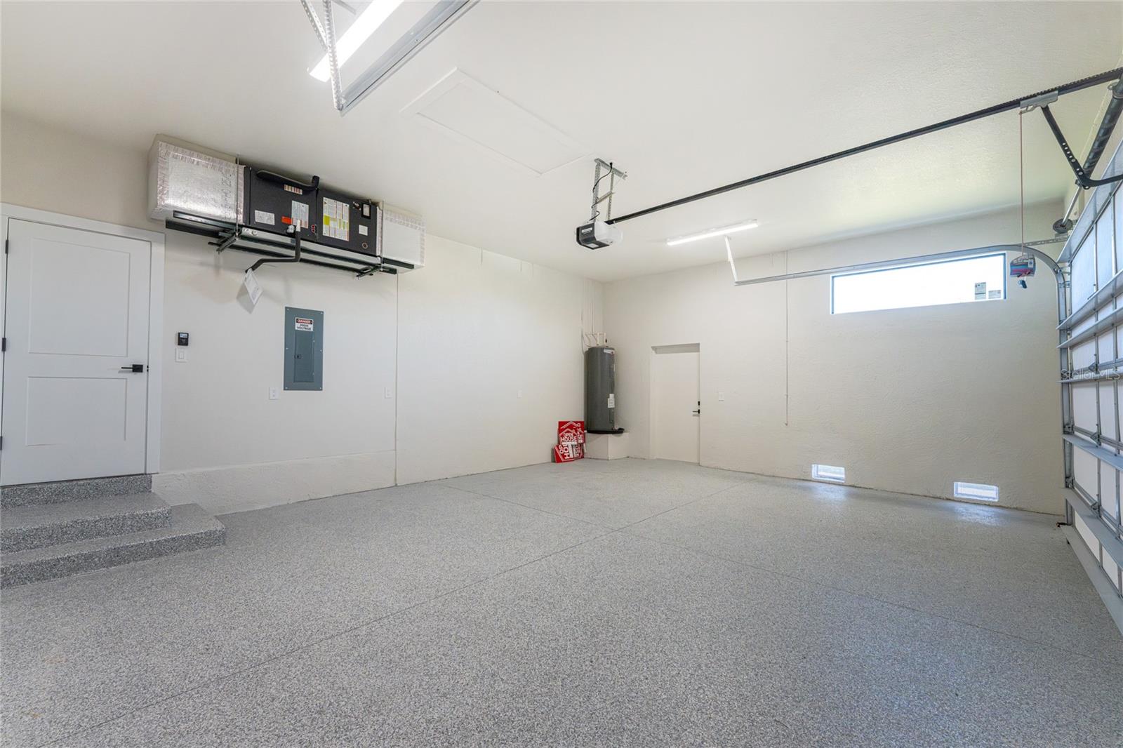 ROTONDA WEST PEBBLE BEACH - Residential