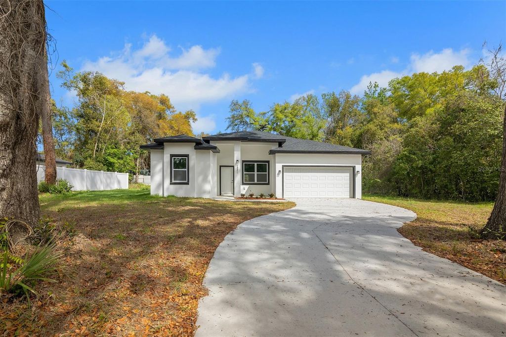 Photo of 1221 SW 5th Street, Ocala, FL 34471 (MLS # S5146815)