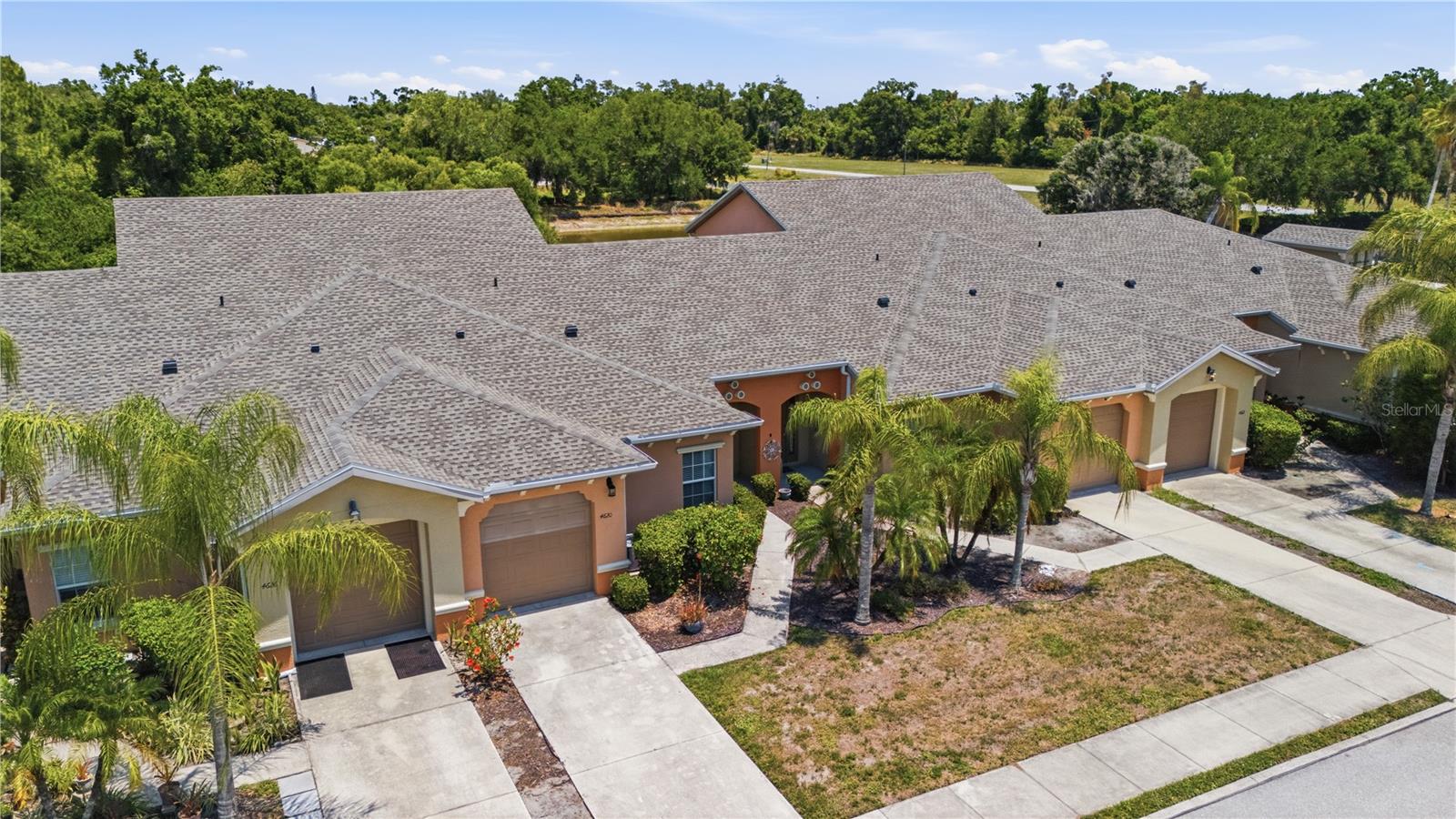 OAK TRAIL - Residential Lease