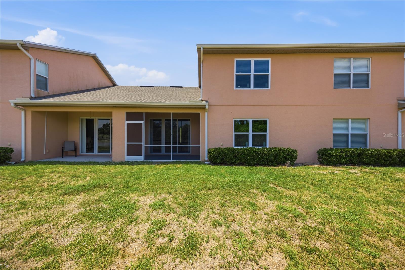 OAK TRAIL - Residential Lease
