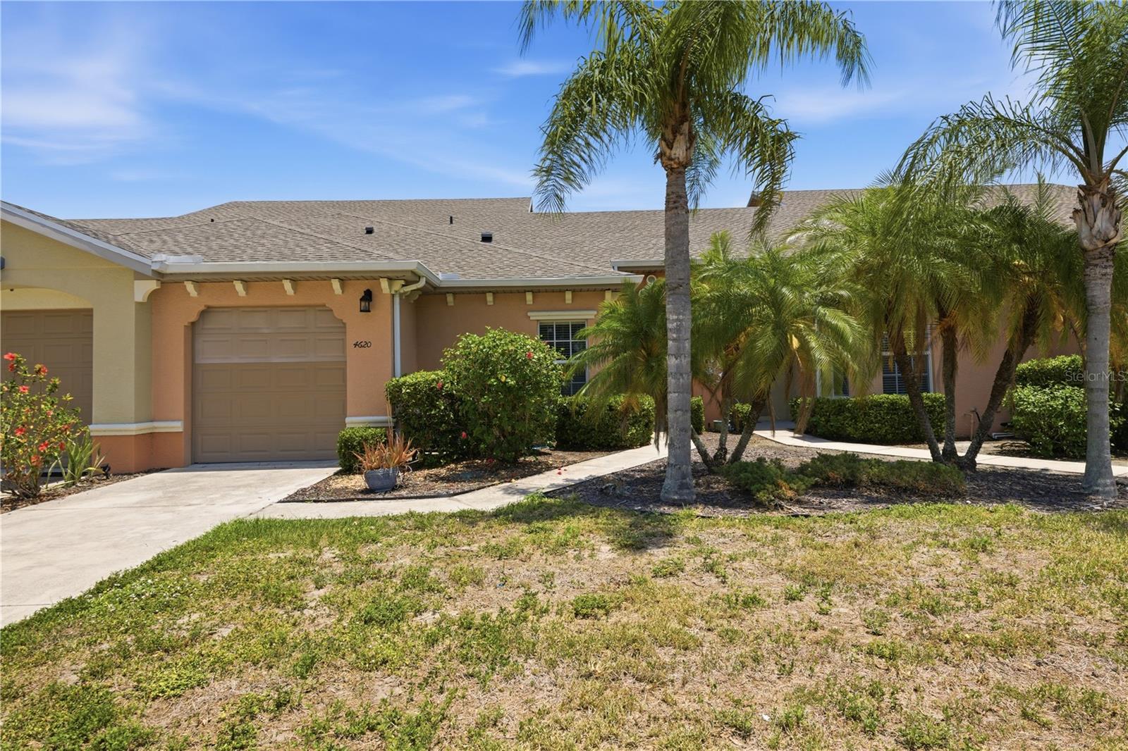 OAK TRAIL - Residential Lease