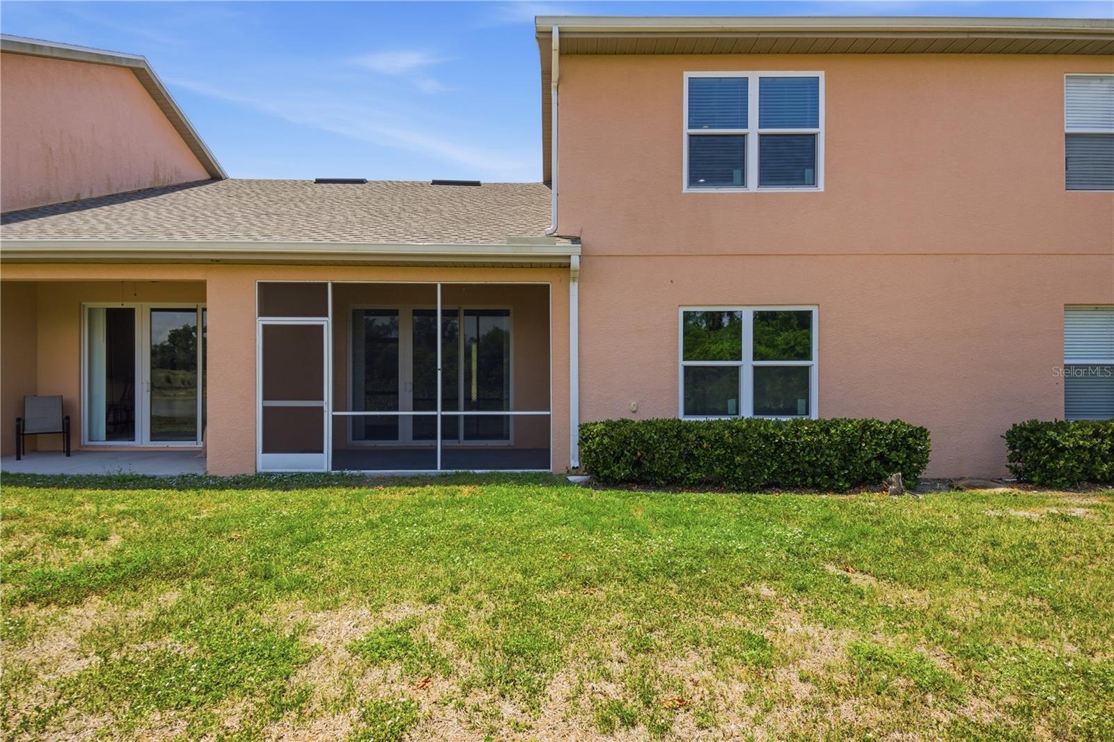 OAK TRAIL - Residential Lease