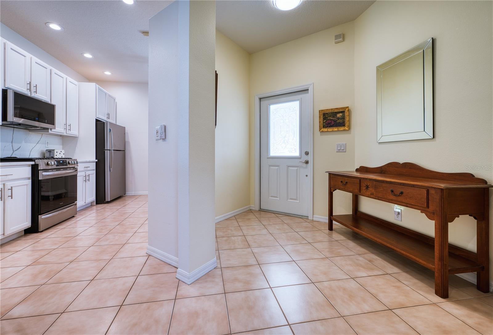 4269 CASCADE FALLS DRIVE, SARASOTA, FL, 34243 2 4269 CASCADE FALLS DRIVE