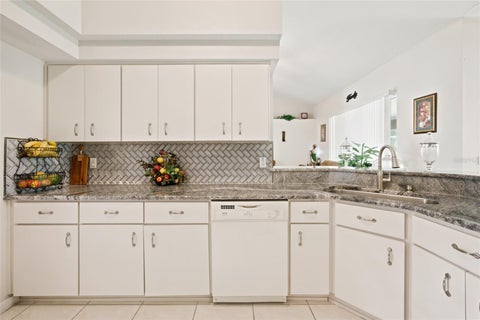 Tiny photo for 366 NW 117th Court, Ocala, FL 34482 (MLS # OM731794)