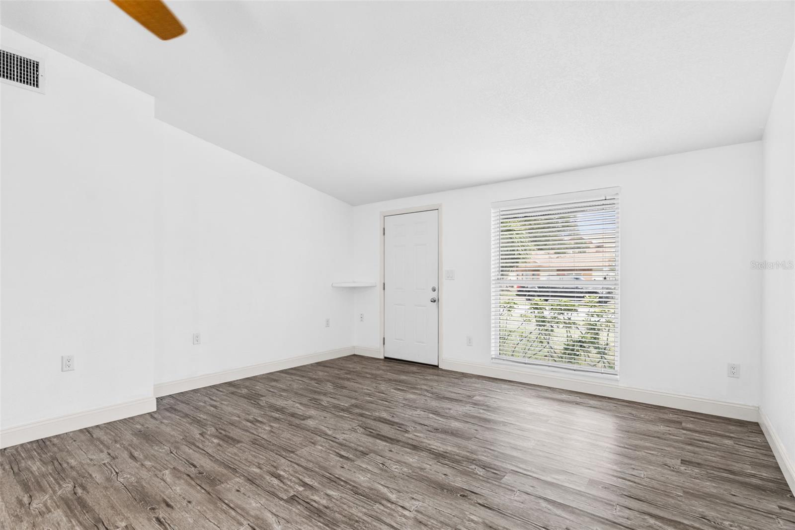 1191 DAYTONA DRIVE NE