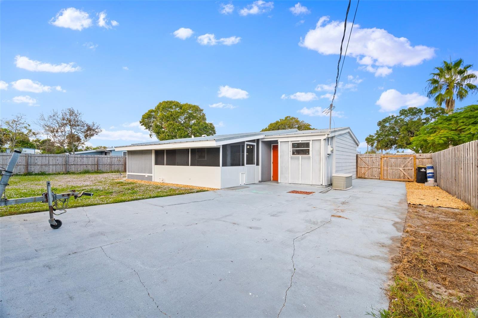 PORT MALABAR UNIT 04 - Residential