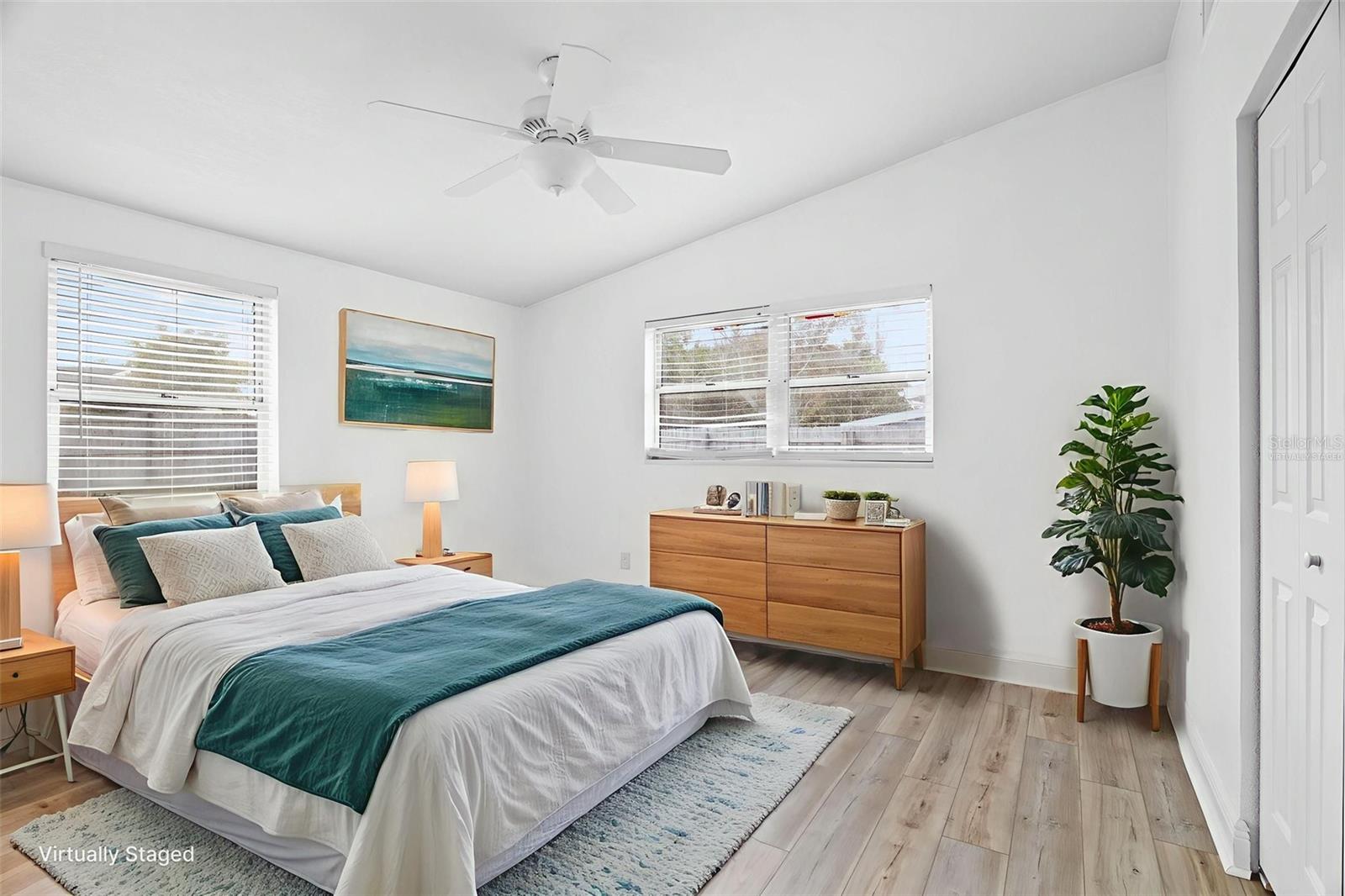 PORT MALABAR UNIT 04 - Residential