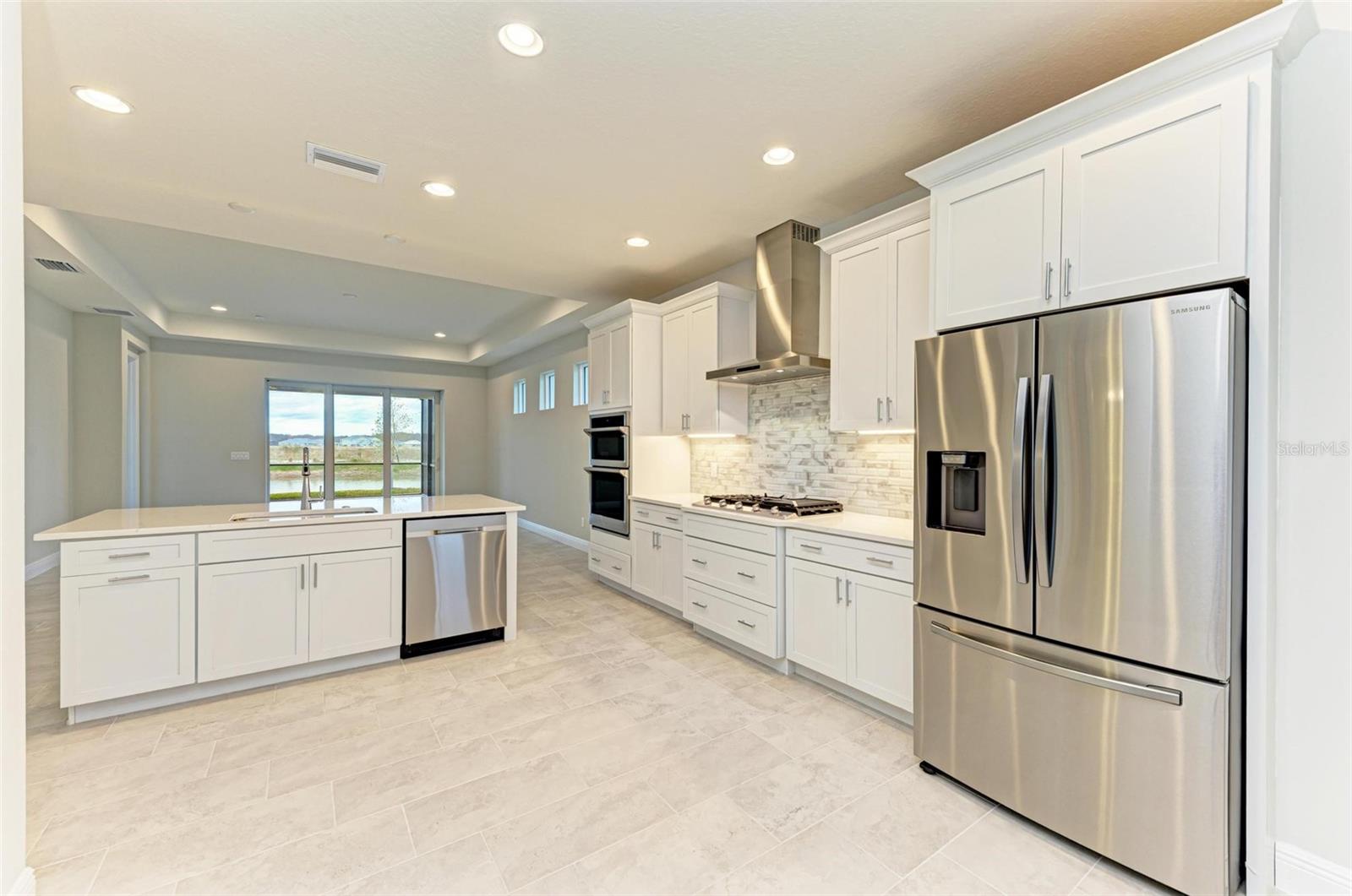172 VAN GOGH COVE